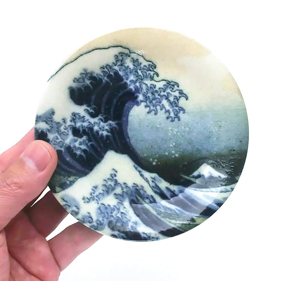 冨嶽三十六景　神奈川沖浪裏　額皿　飾り皿　葛飾北斎　浮世絵　波佐見焼　絵皿 Amazon｜山勝美濃陶苑 「 Hokusai 葛飾北斎 Ukiyo-e 富岳三十六